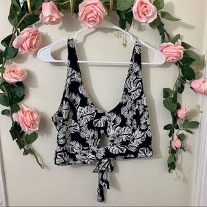 2/$20 Palm Print Tie Back Crop Top